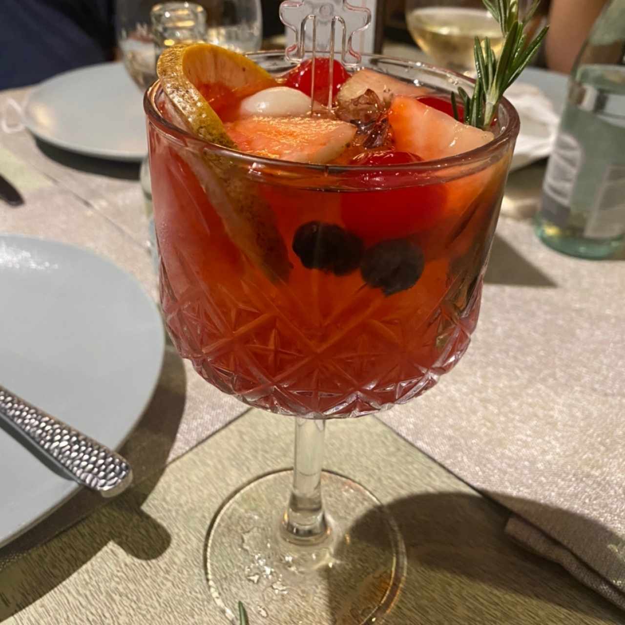 Gin frutos rojos
