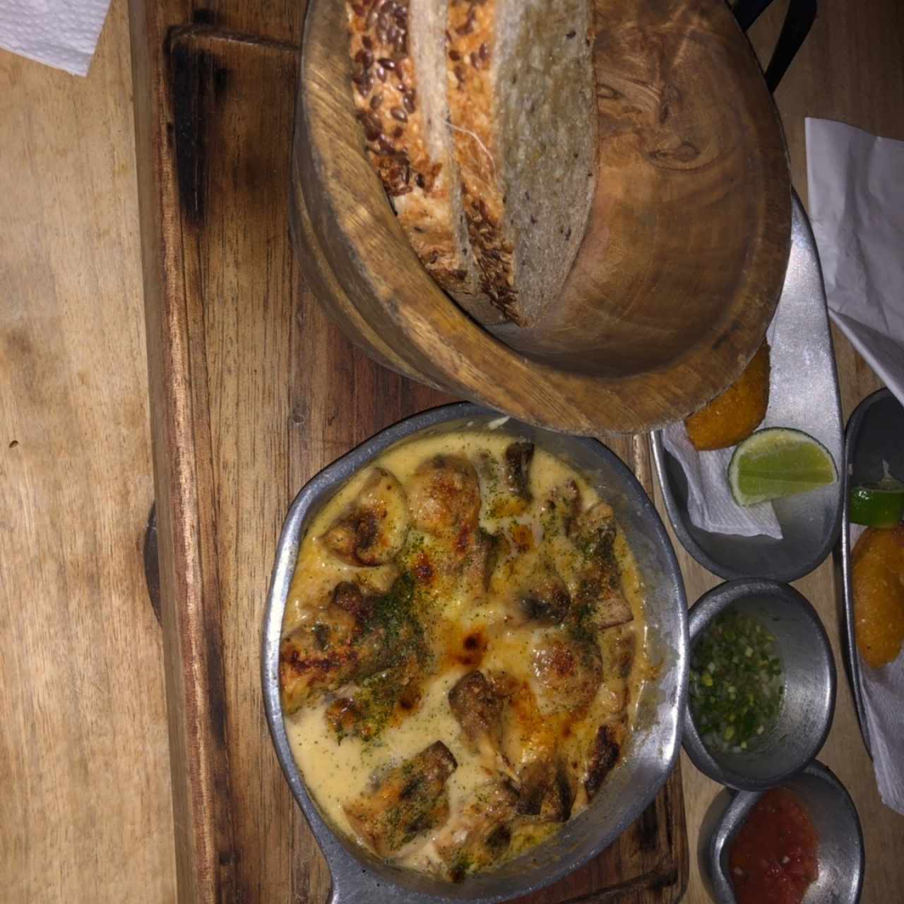 queso y champiñones