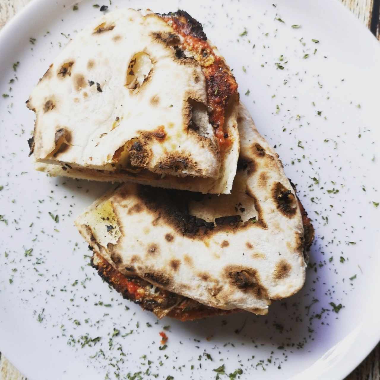 sandwich de pollo allá parmesana