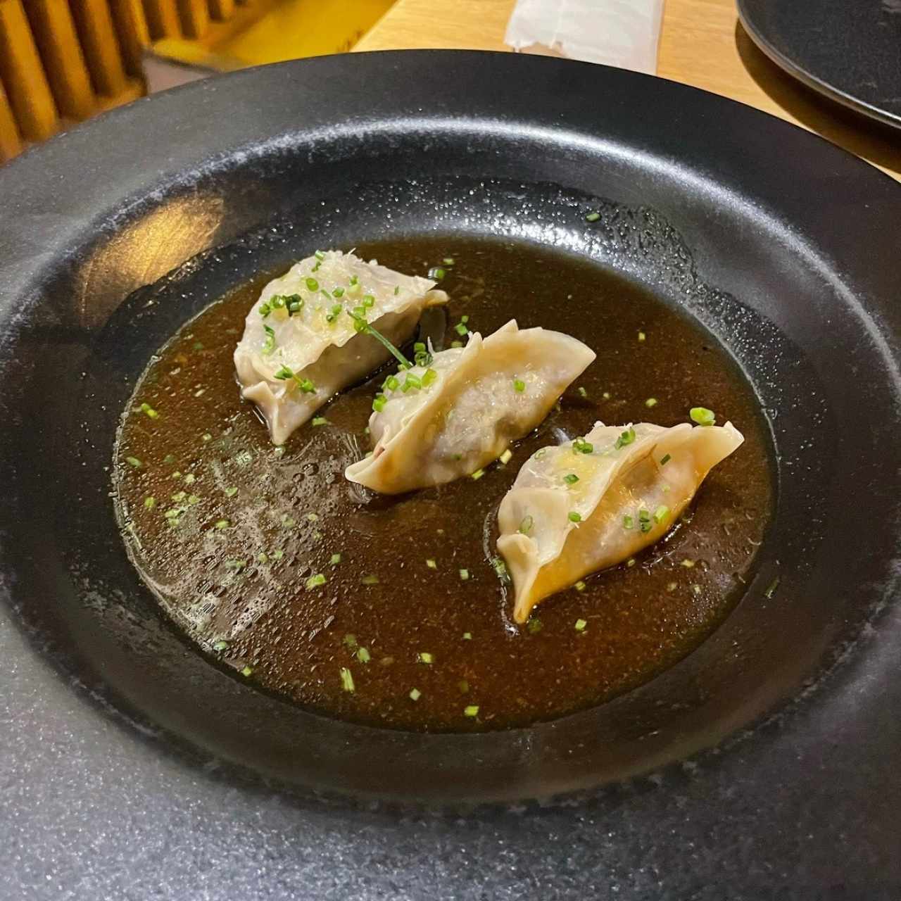 Gyozas de asado de tira