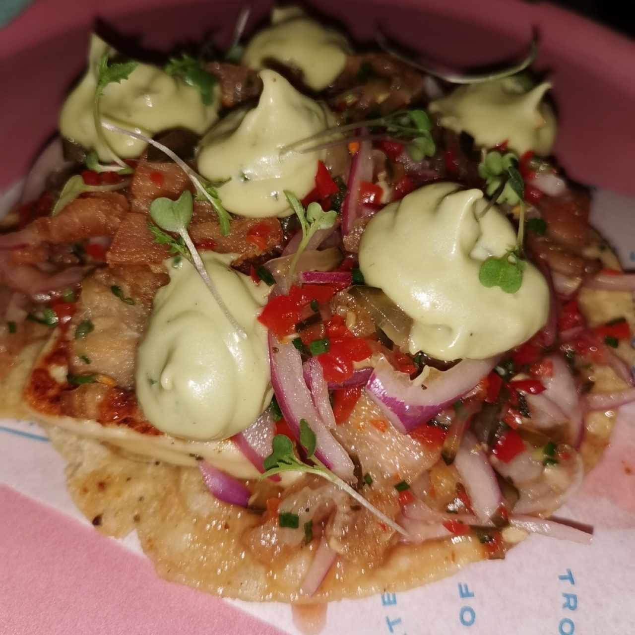 Tostadas de cebiche de chicharrón 