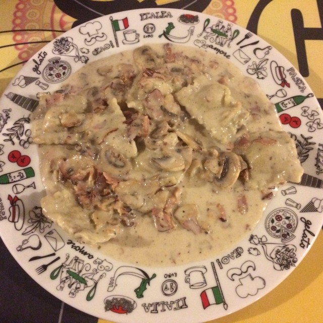 Pasta con salsa carbonara