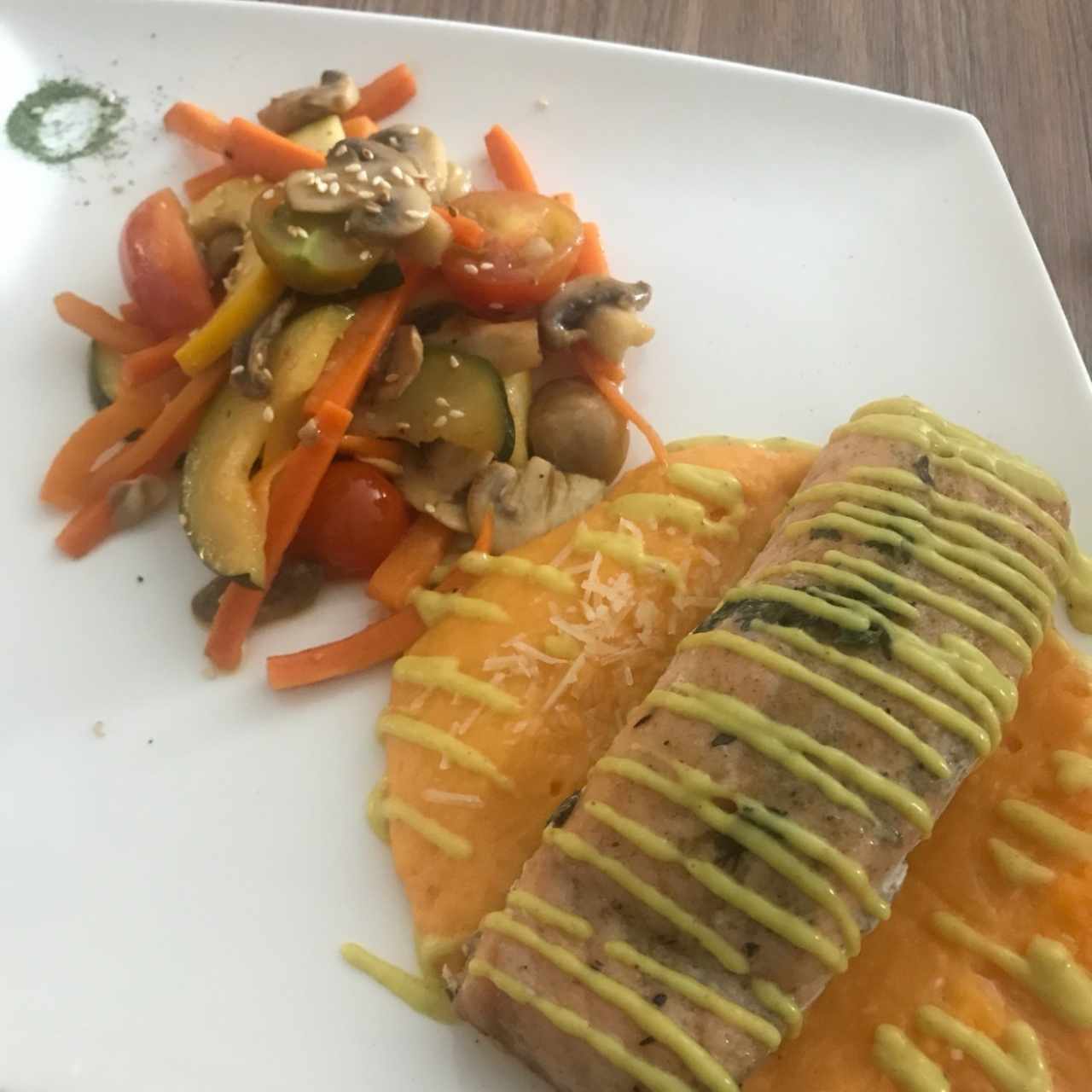 Salmon a las finas hierbas