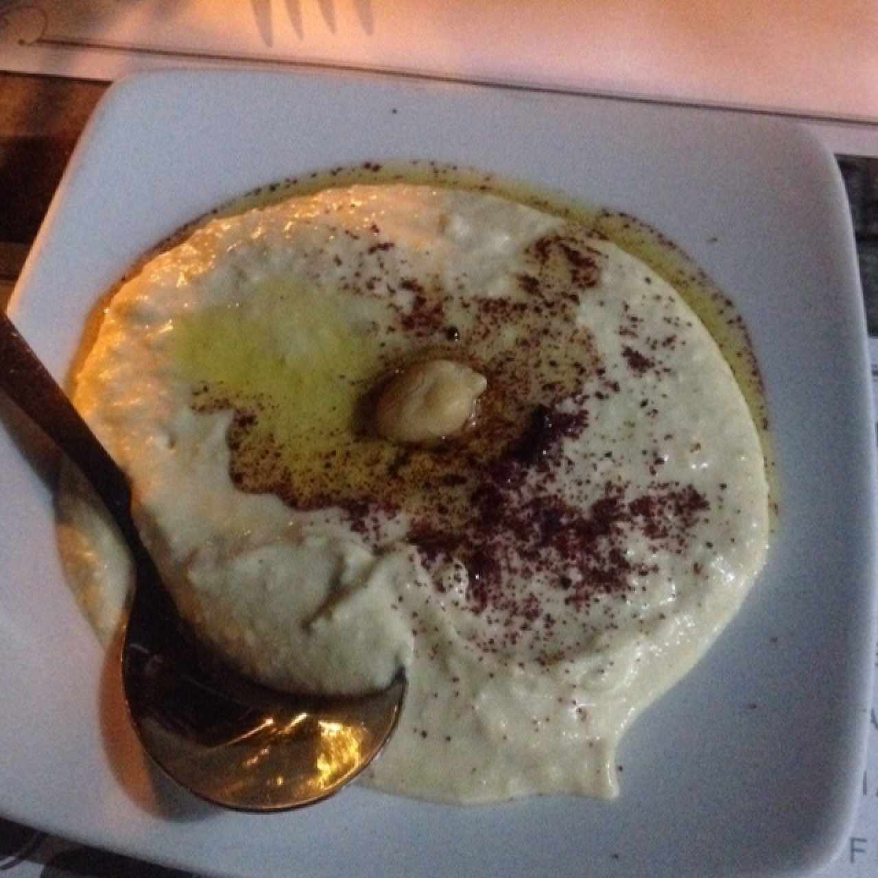 Hommos/Humus
