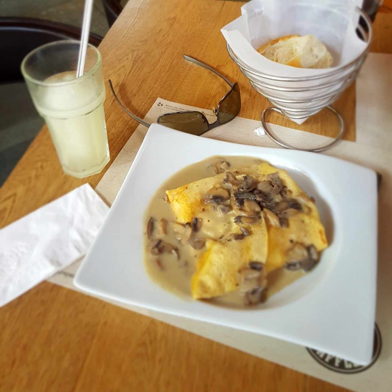 crepes de pollo y champiñones