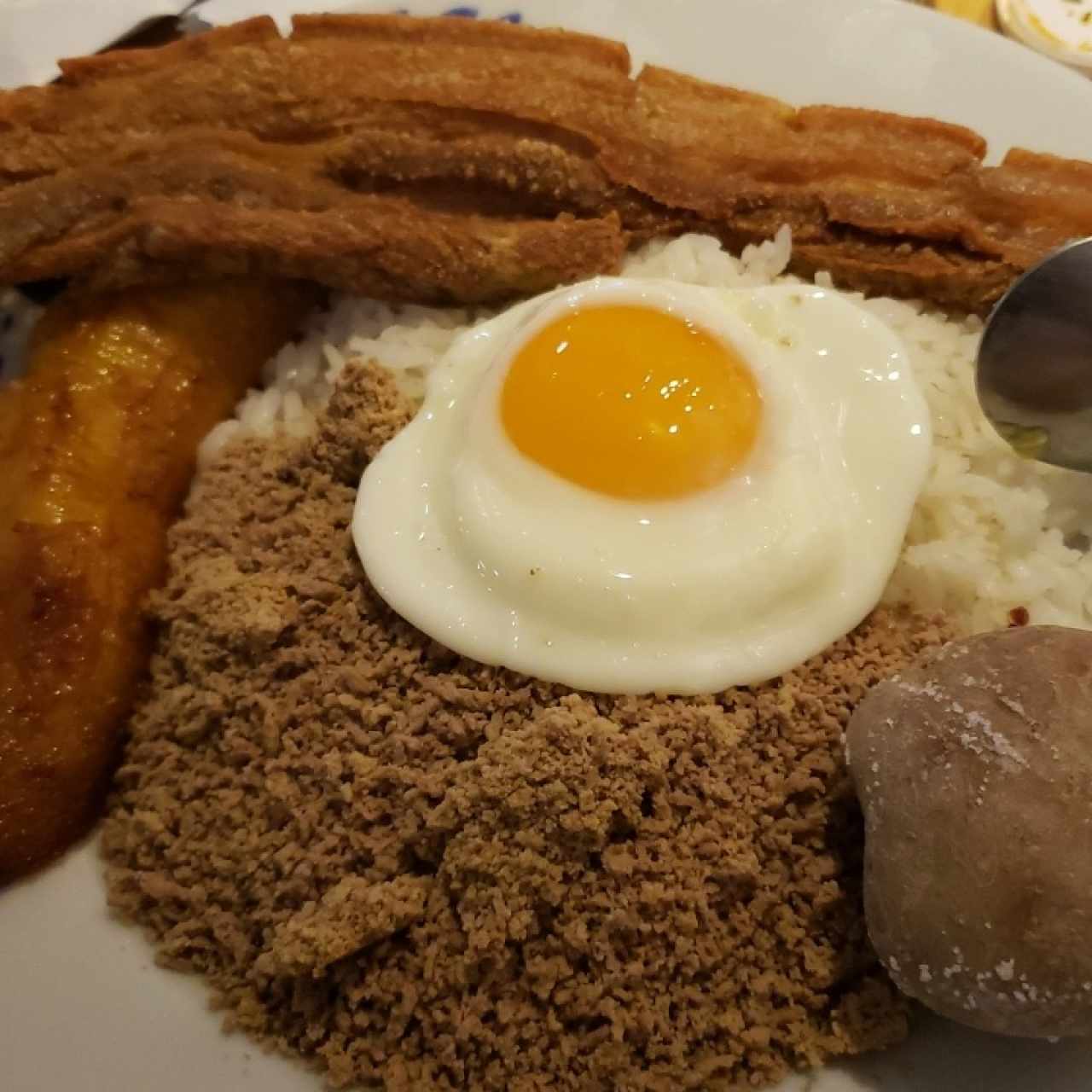 típico antioqueño
