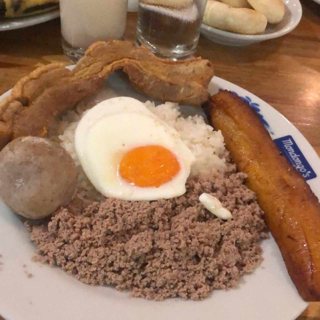 plato tradicional