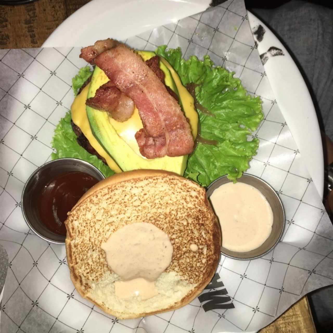 Hamburguesa avocado