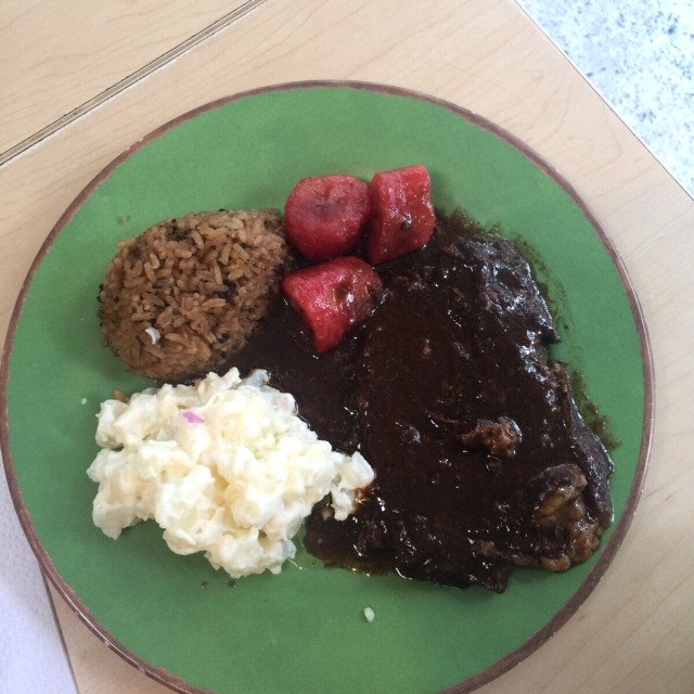 Posta negra arroz con coco