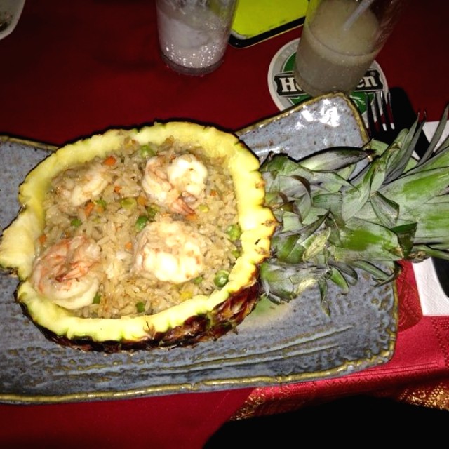 Pineapple rice