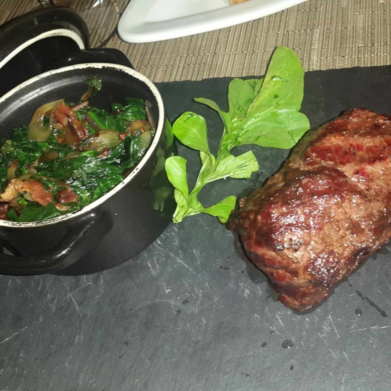 Ribeye con Espinacas