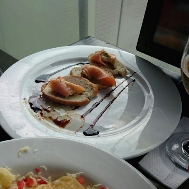 Montaditos de Salmón Ahumado 