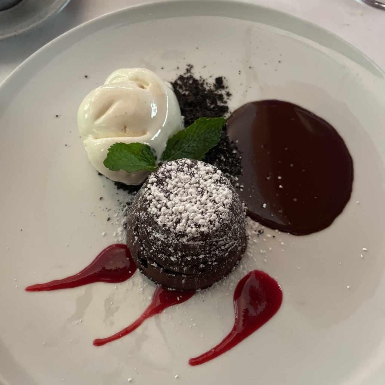 Lava de chocolate con vainilla