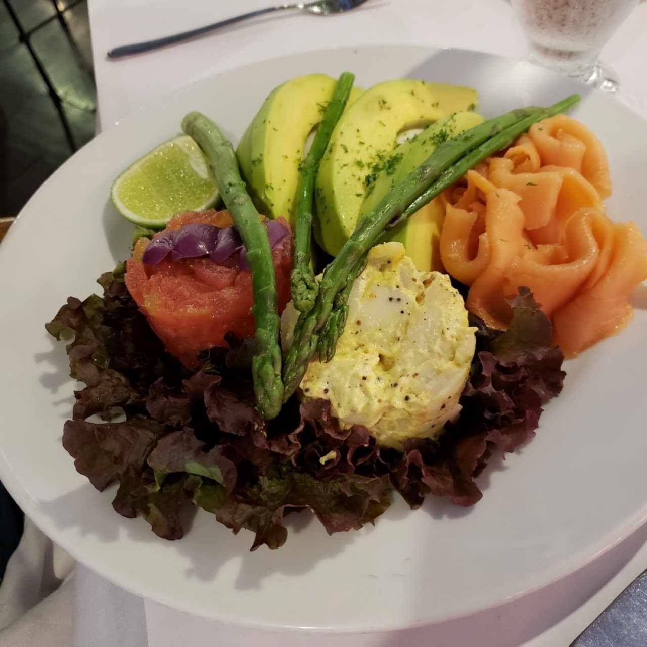 ensalada de salmón