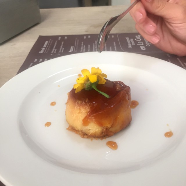 Postre flan de coco