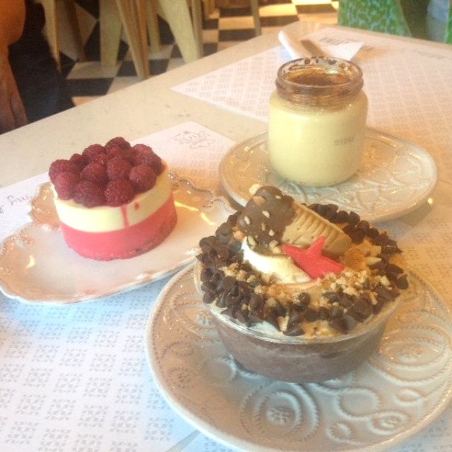 Smores, creme brulee y cheesecake chocolate blanco