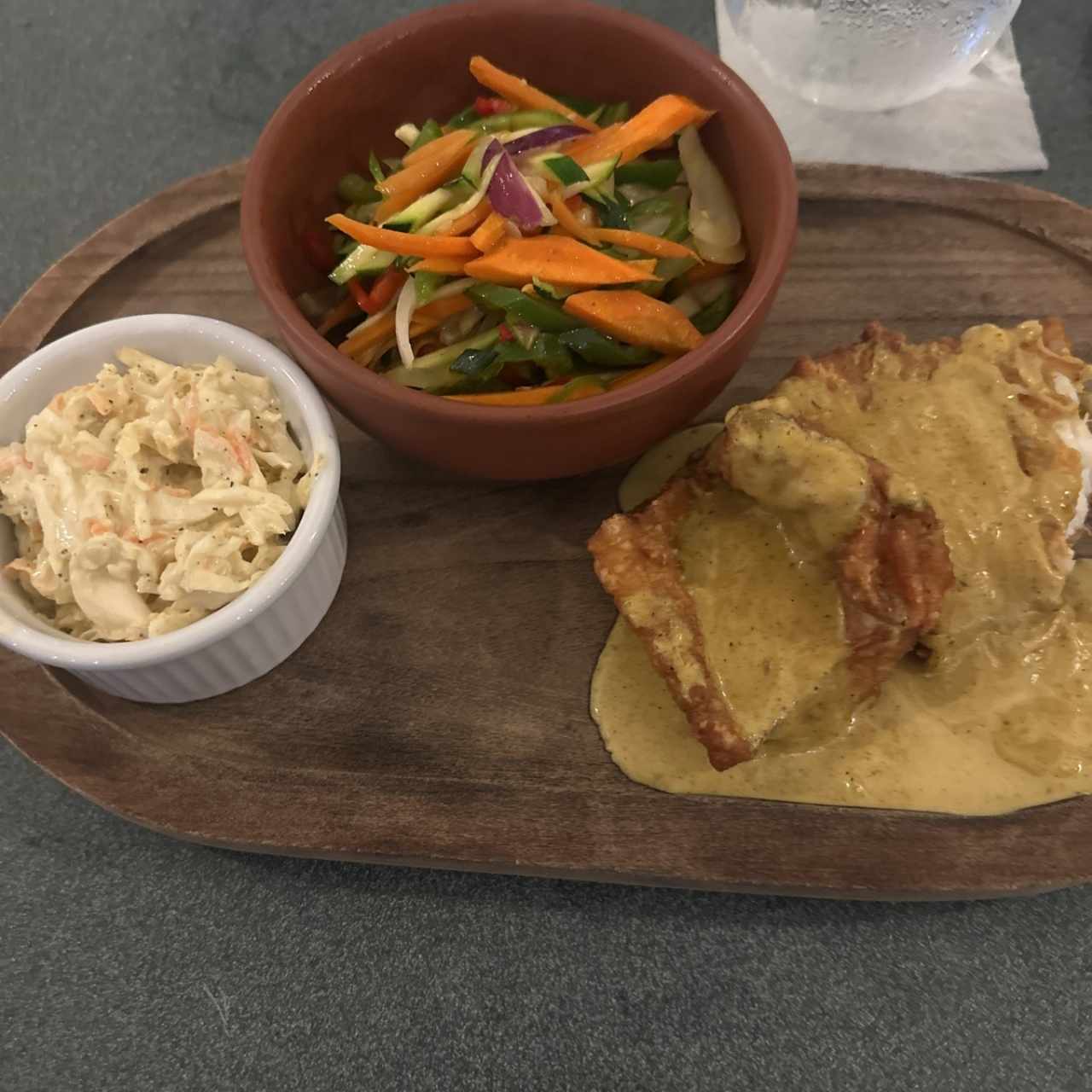 Corvina al Curry con vegetales 