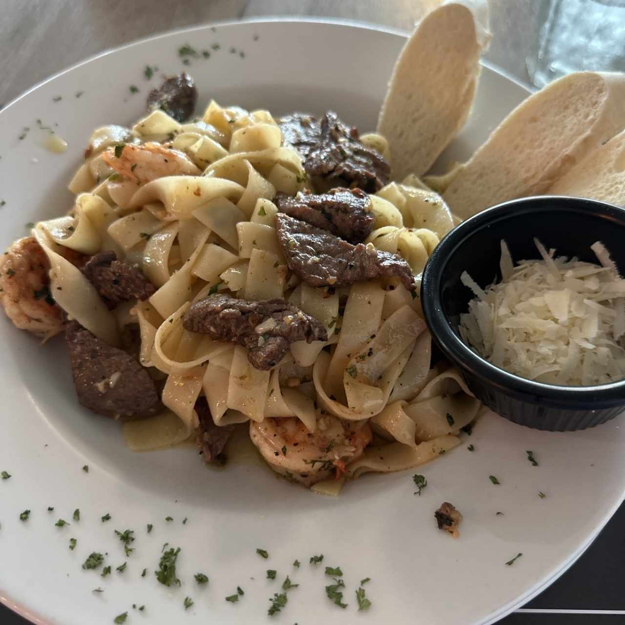 Fettuccine Mar y Tierra 