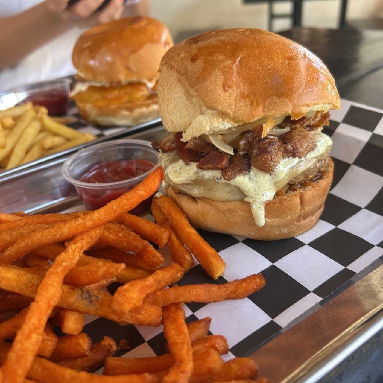 La Nomeña -Burgerweek 2019