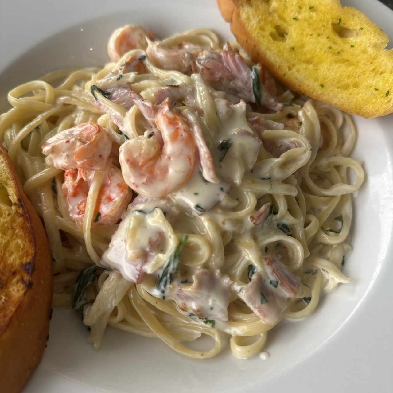 Linguini Provenzal de Camarones