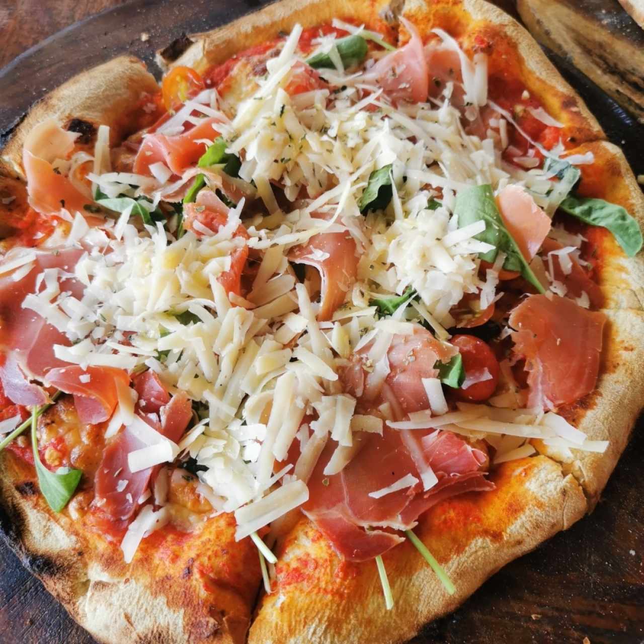Jamón serrano con rugula 