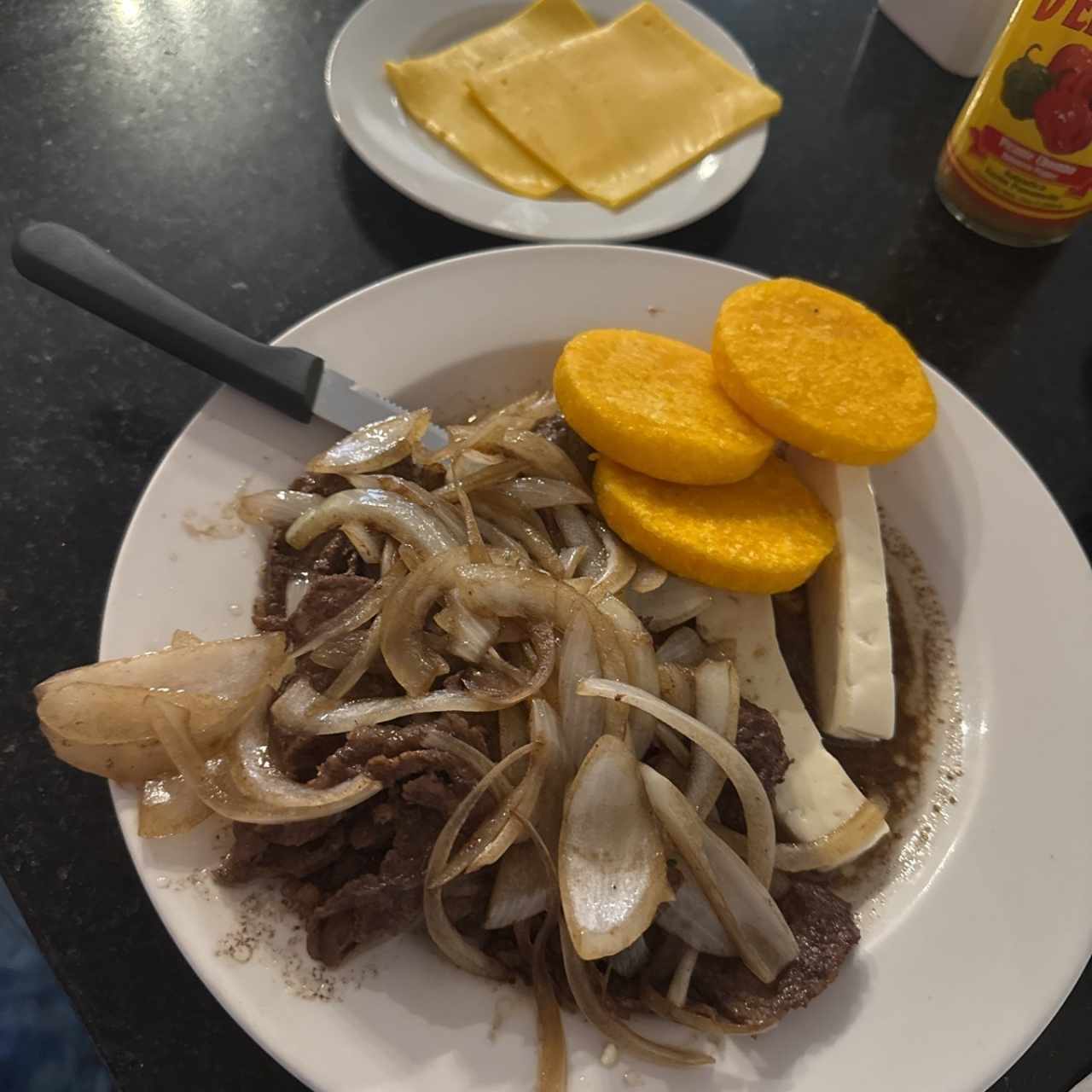 Desayuno típico 