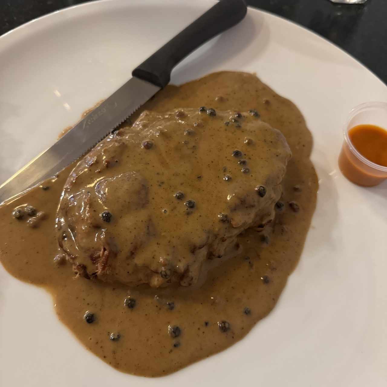 Filete de res a las 3 pimientas