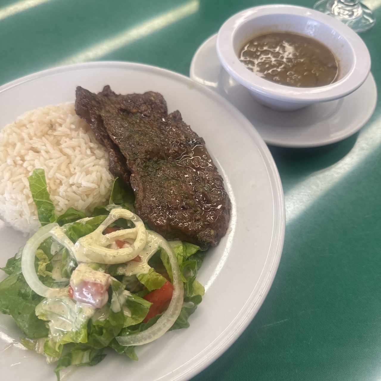 Bistec abla patilla - menú ejecutivo 