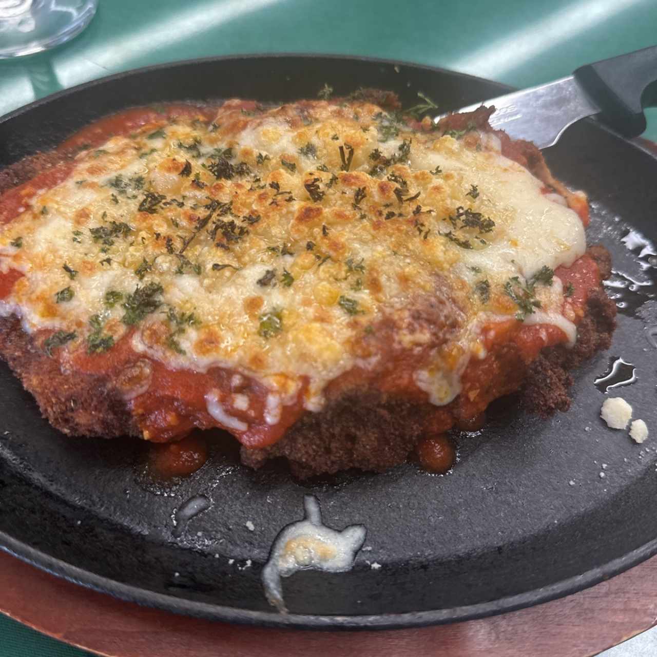 Milanesa de res a la parmesana