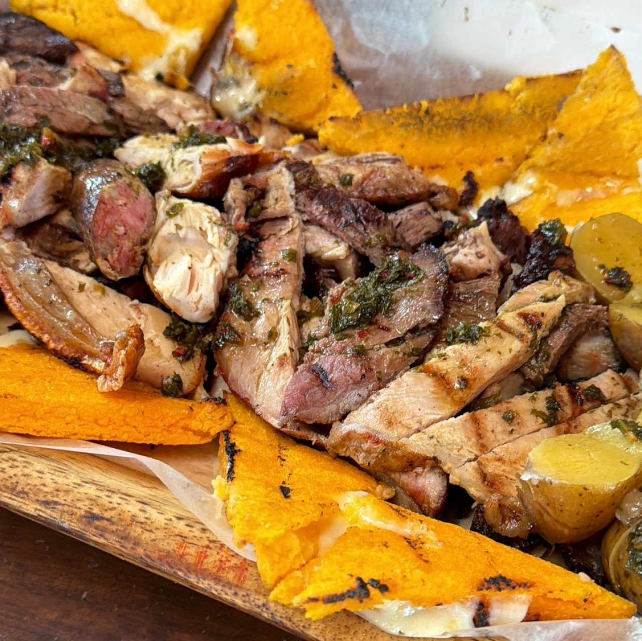 Carnes Mixtas (Para 4 Personas)