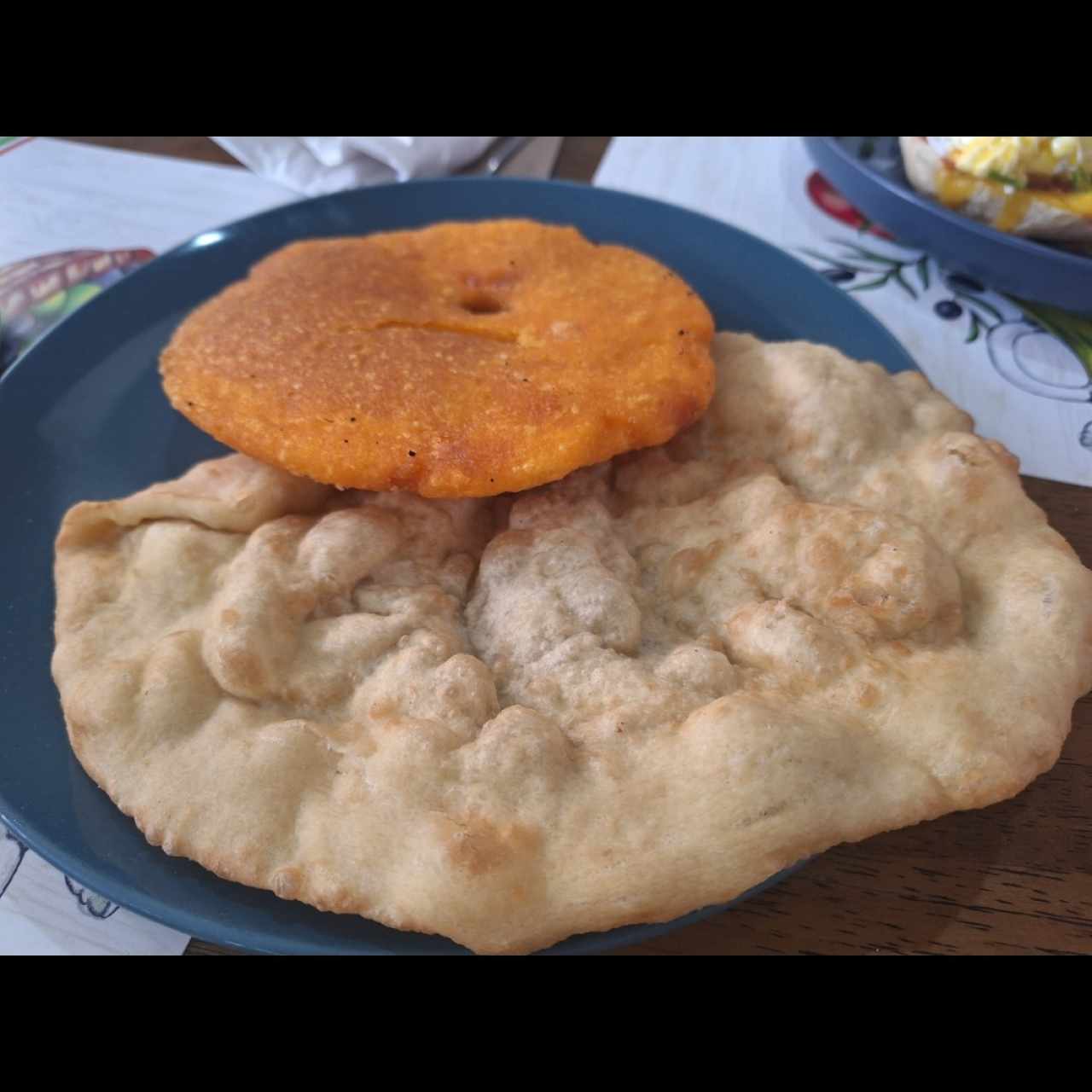 hojaldre y tortilla
