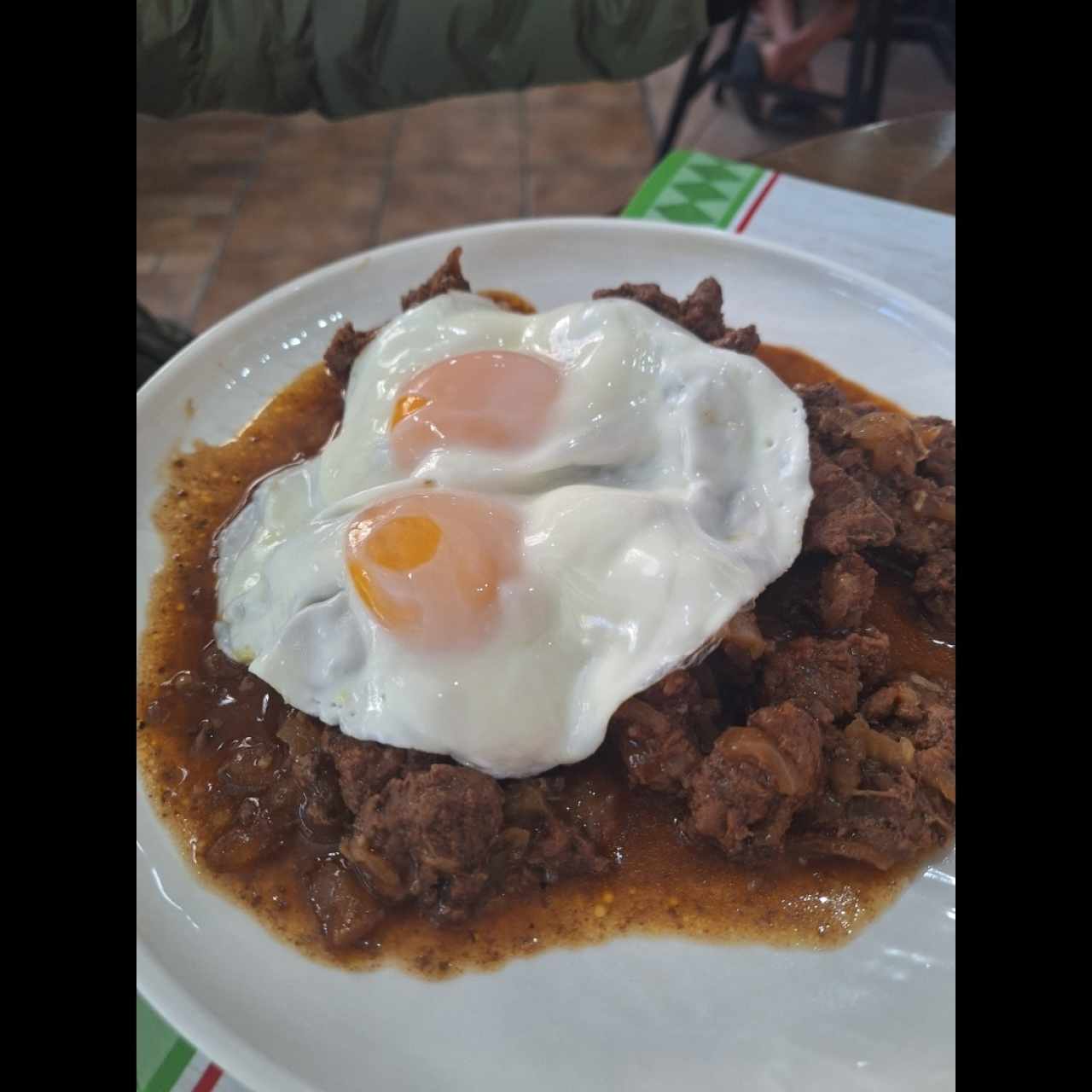 Bistec a Caballo Con Tortillas Or Hojaldras