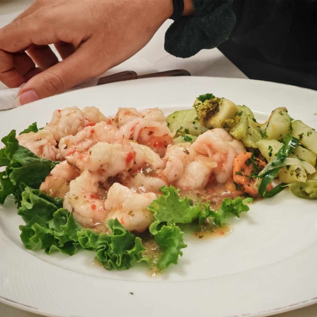 Camarones al Ajillo