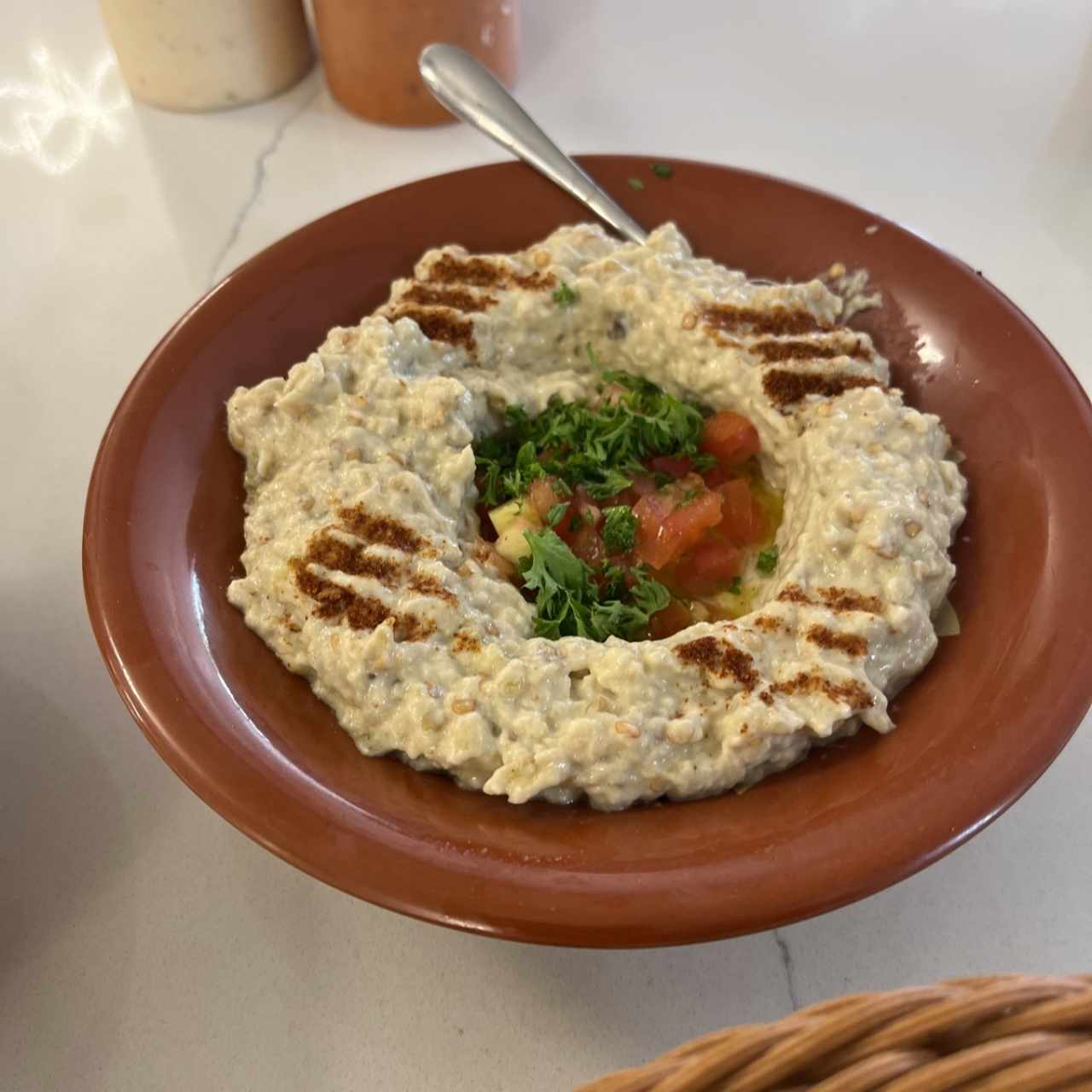 Mutabal (crema de berenjena)