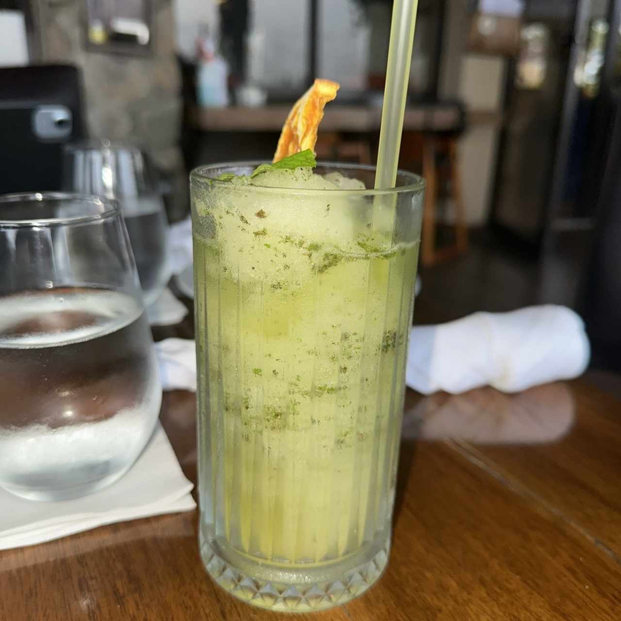 Limonada de hierba buena