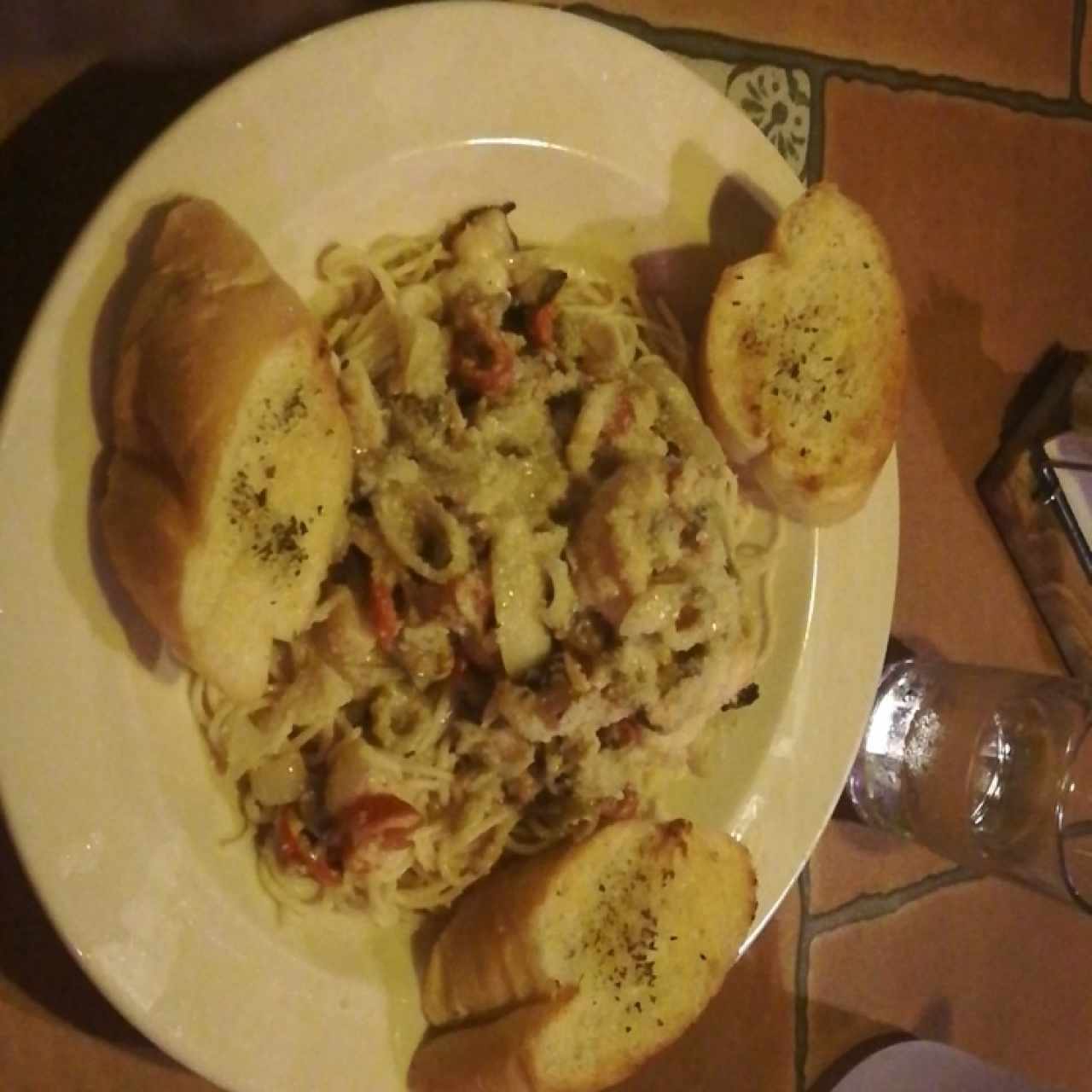 spagethi a la marinara en salsa Alfredo