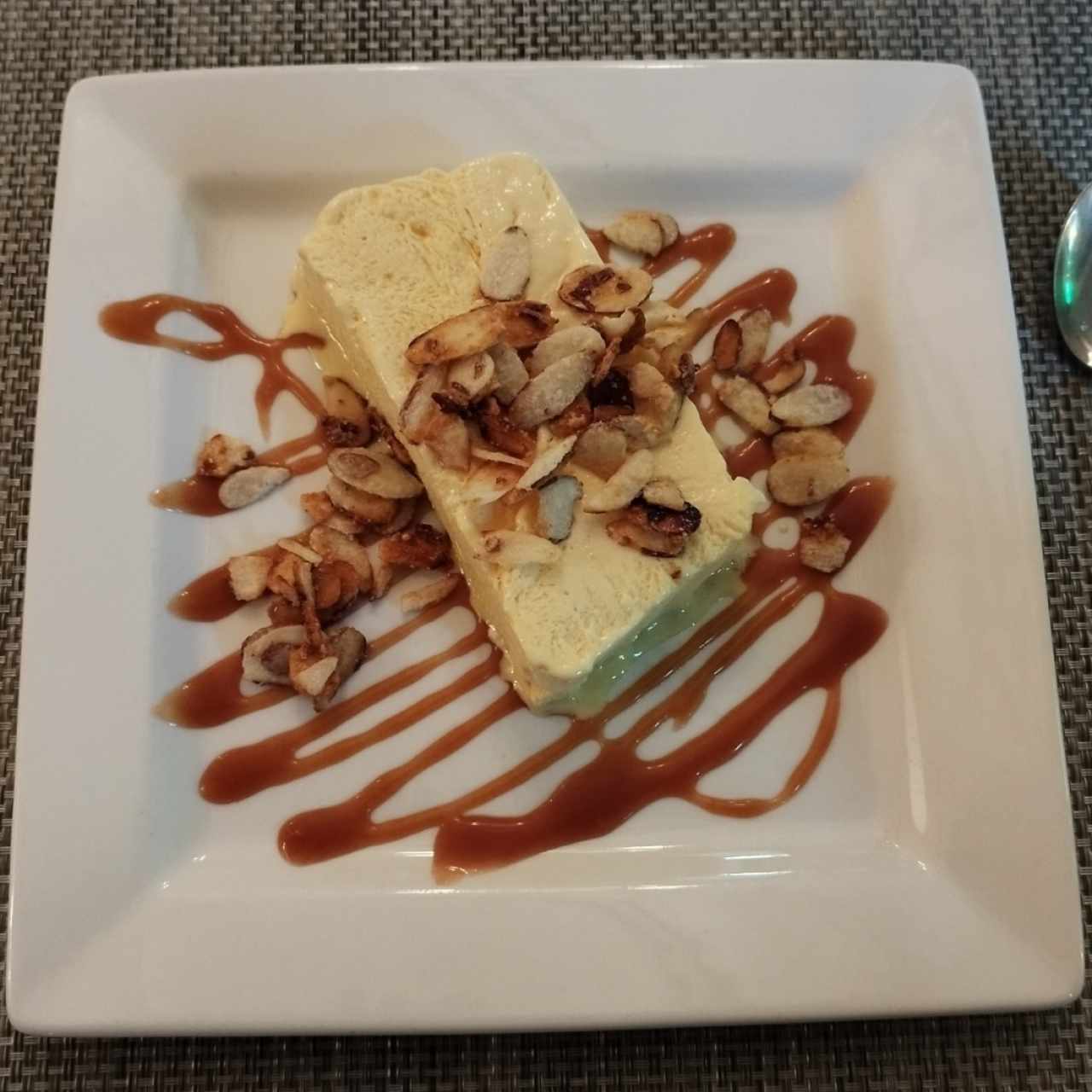 Parfait de maracuyá y ron