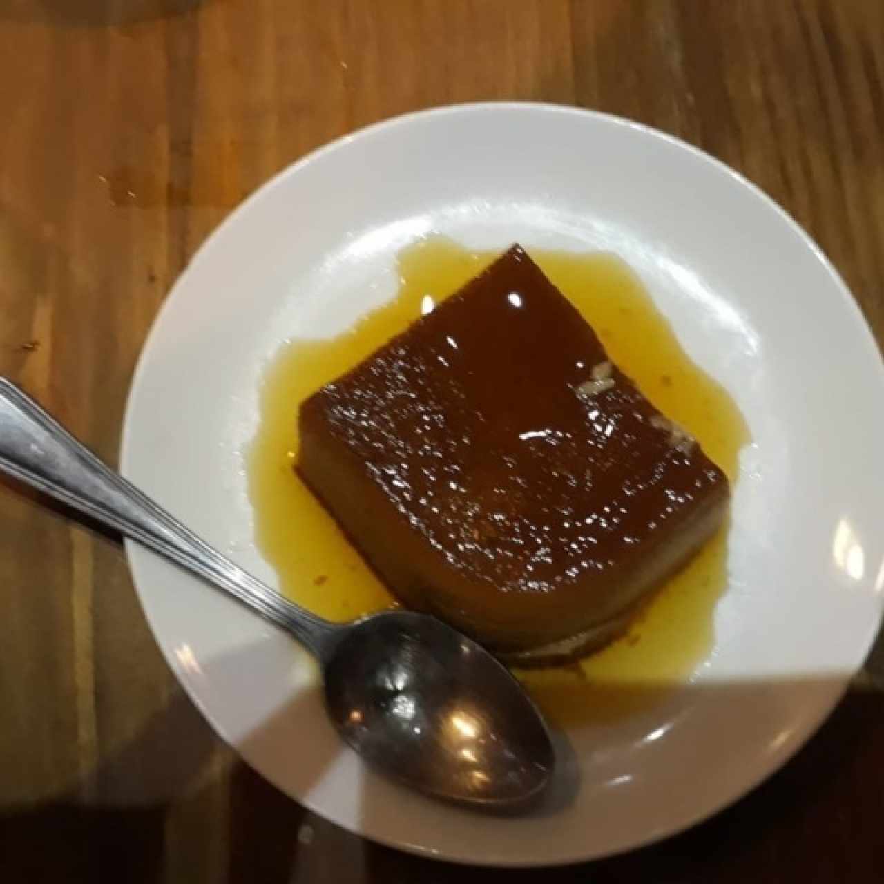 Flan de la casa