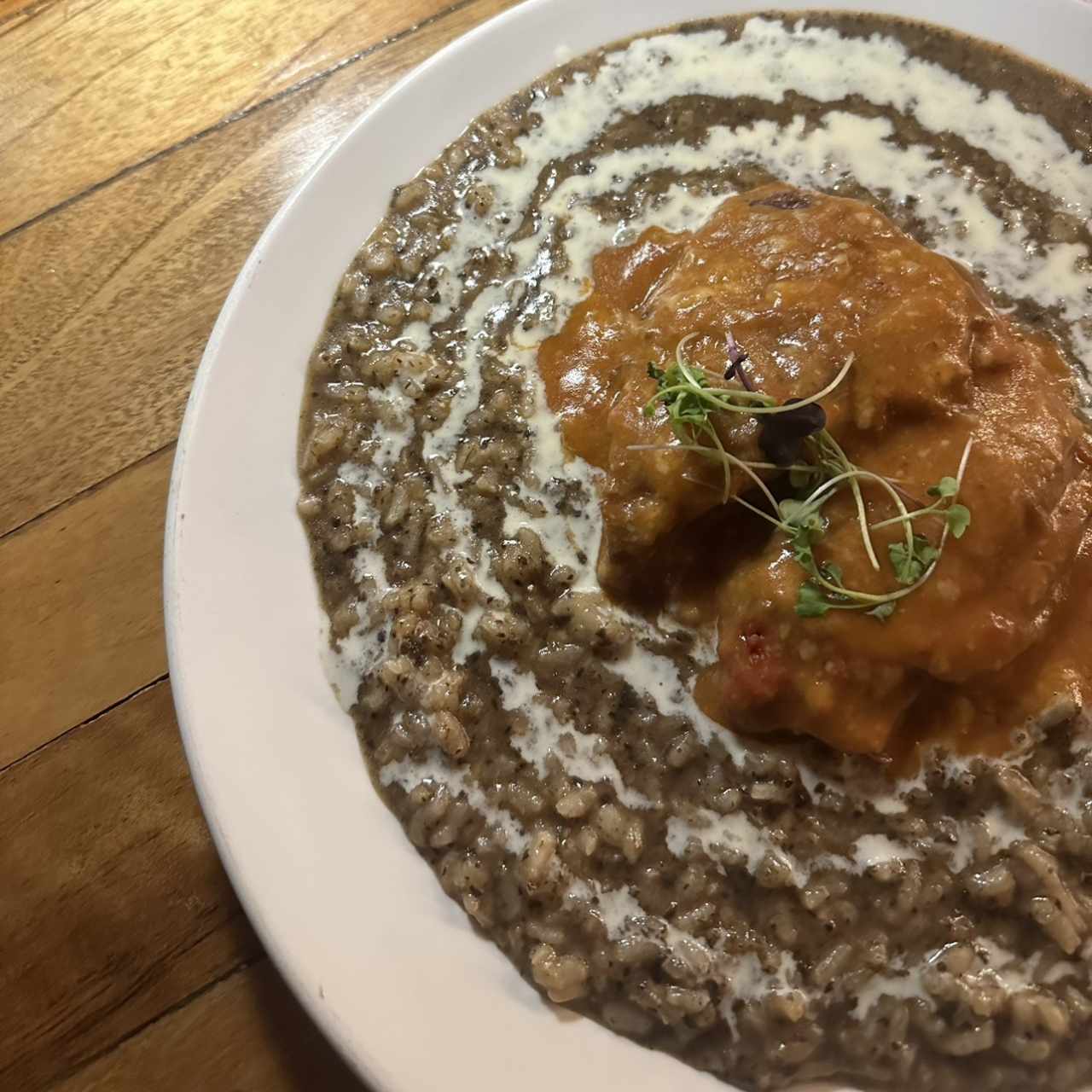 Rissoto con trufa negra,Queso Asiago y Estofado de Res al Vino Merlot