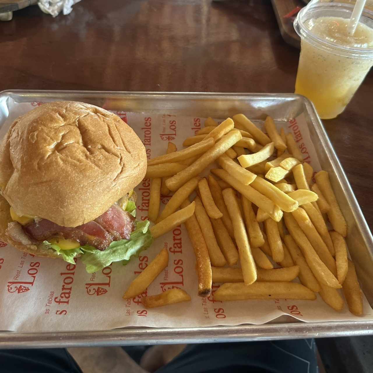 Hamburguesa de la casa