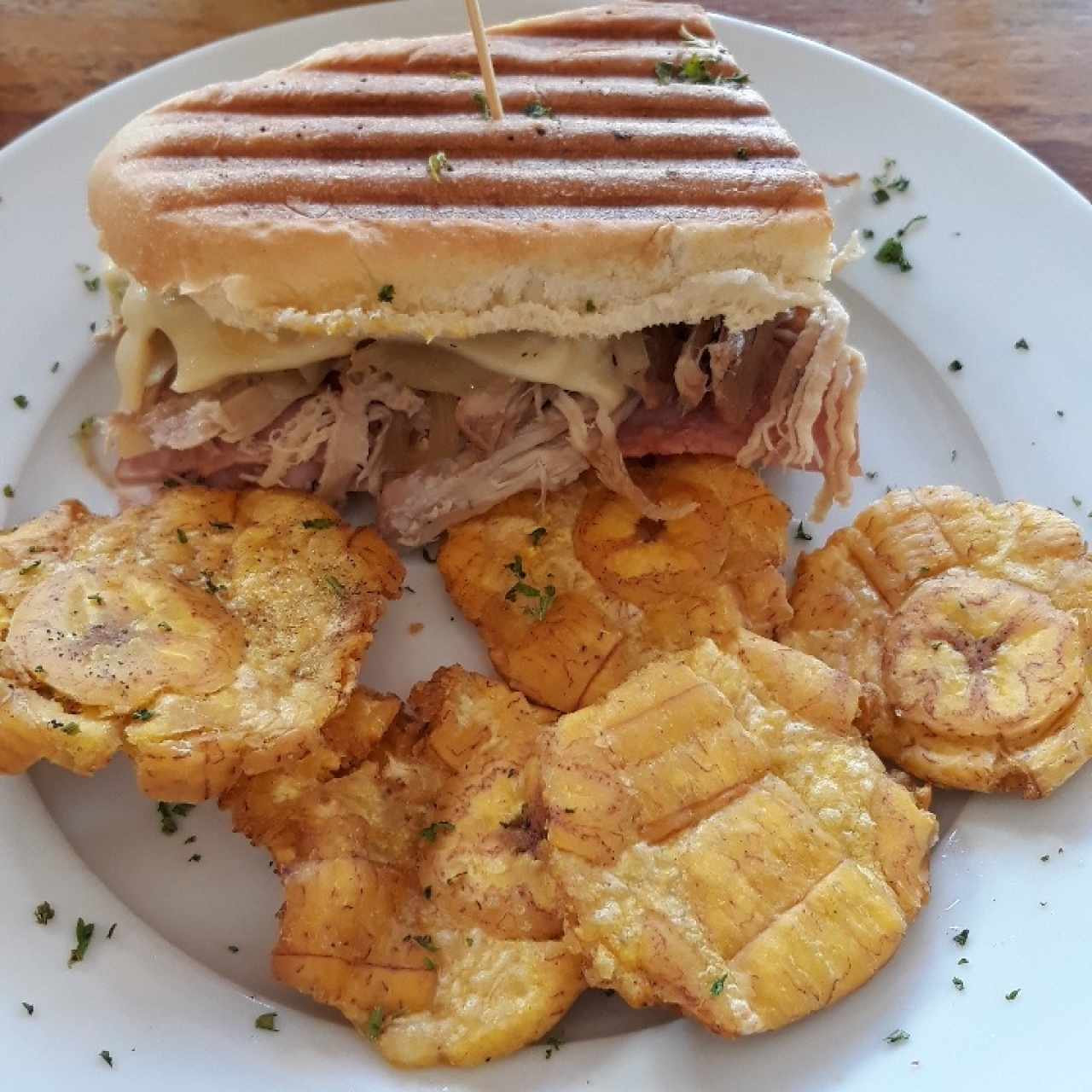 Emparedado cubano 1/2 
