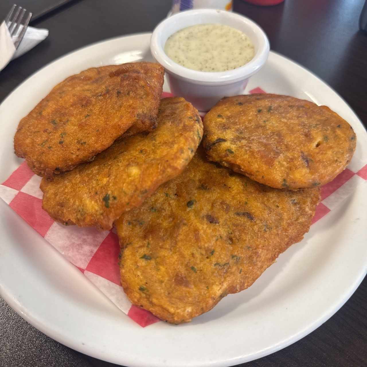 Entradas -Starters - TORTITAS DE BACALO