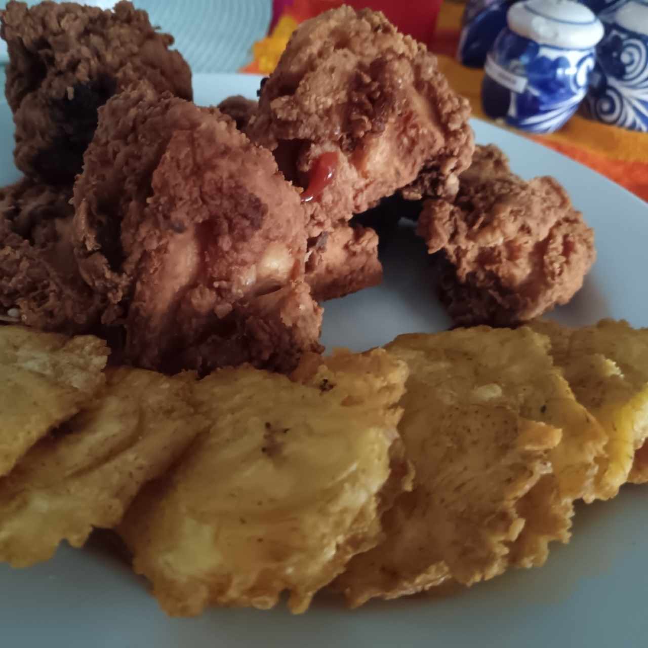 patacones con pollo