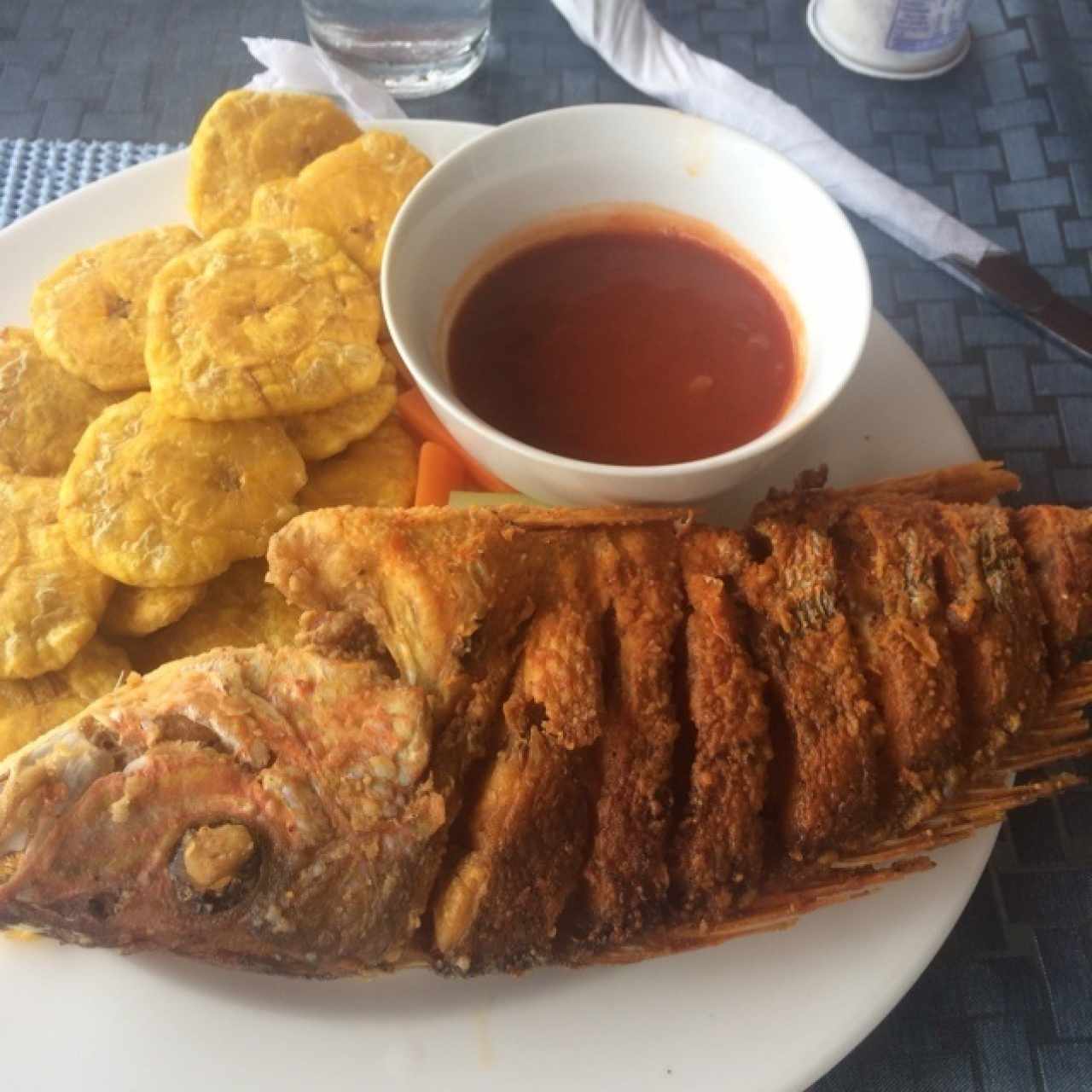 pargo con patacones 