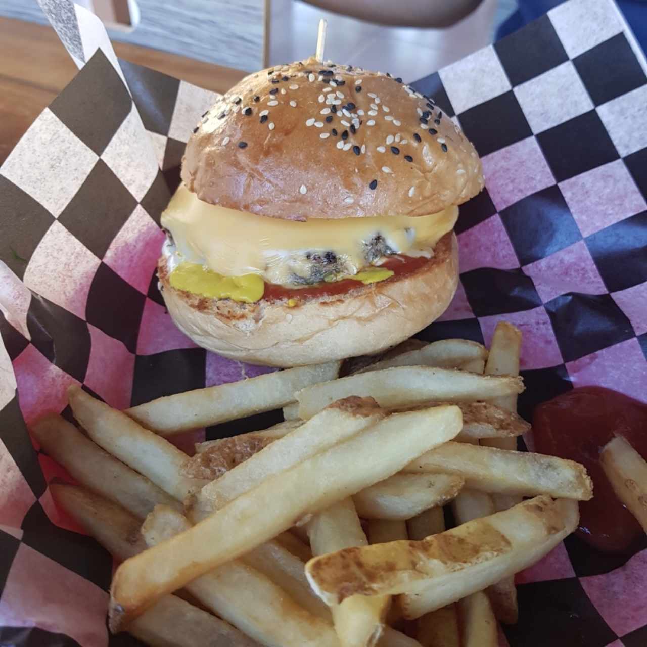 Hamburguesa 3 cheese 