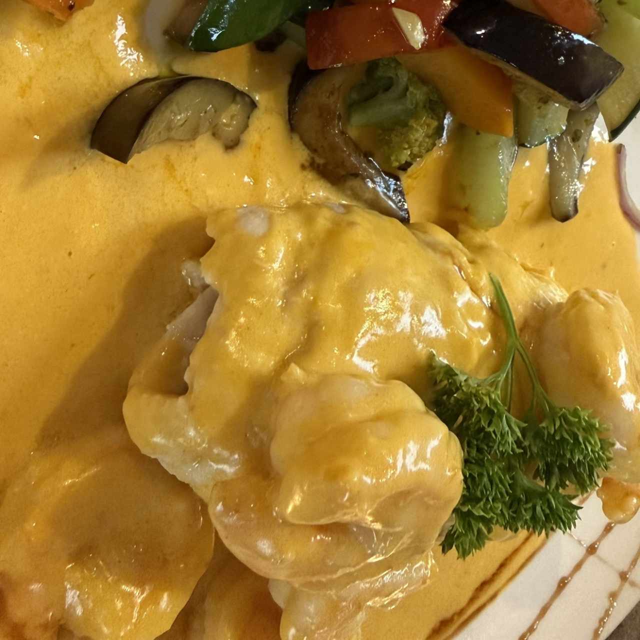 Corvina Rellena de Camarones
