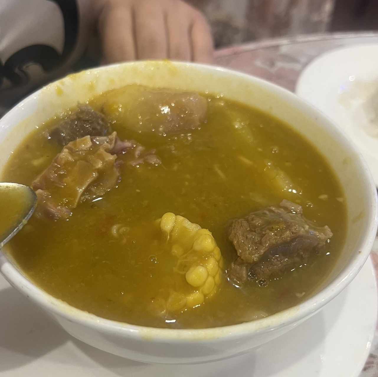Sopa de carne y rabito 