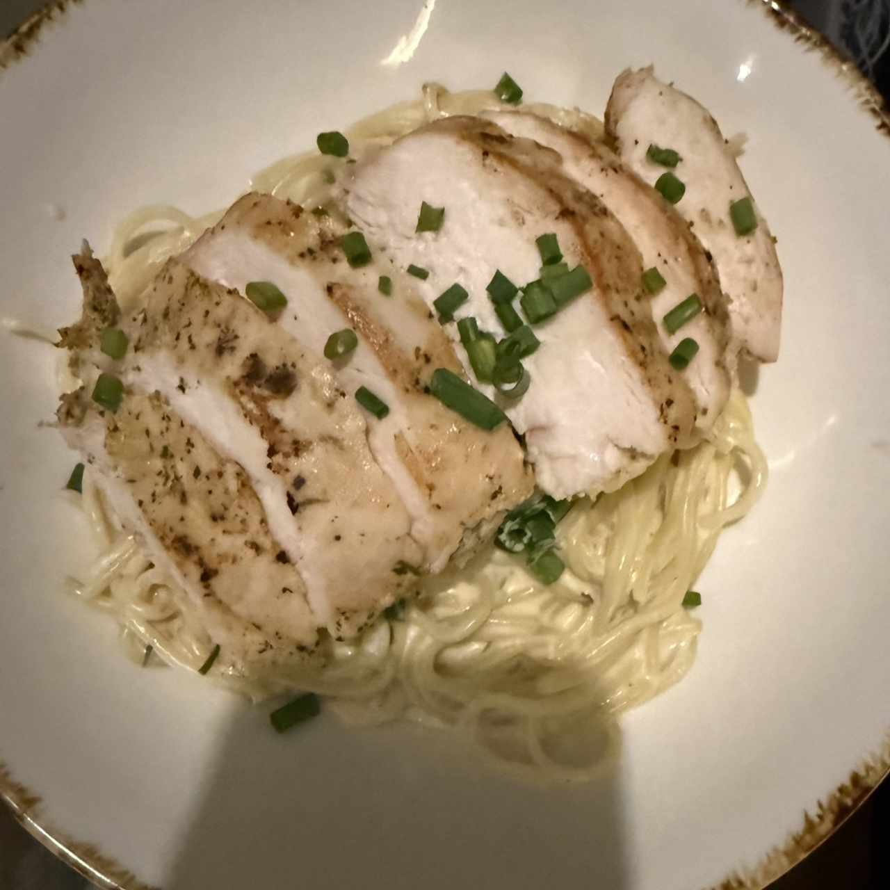 Pasta con pollo