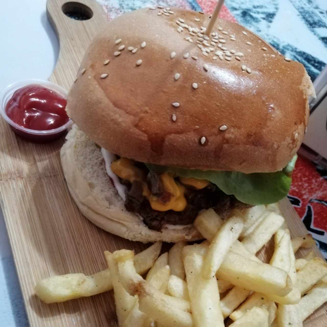 Hamburguesa 4 quesos