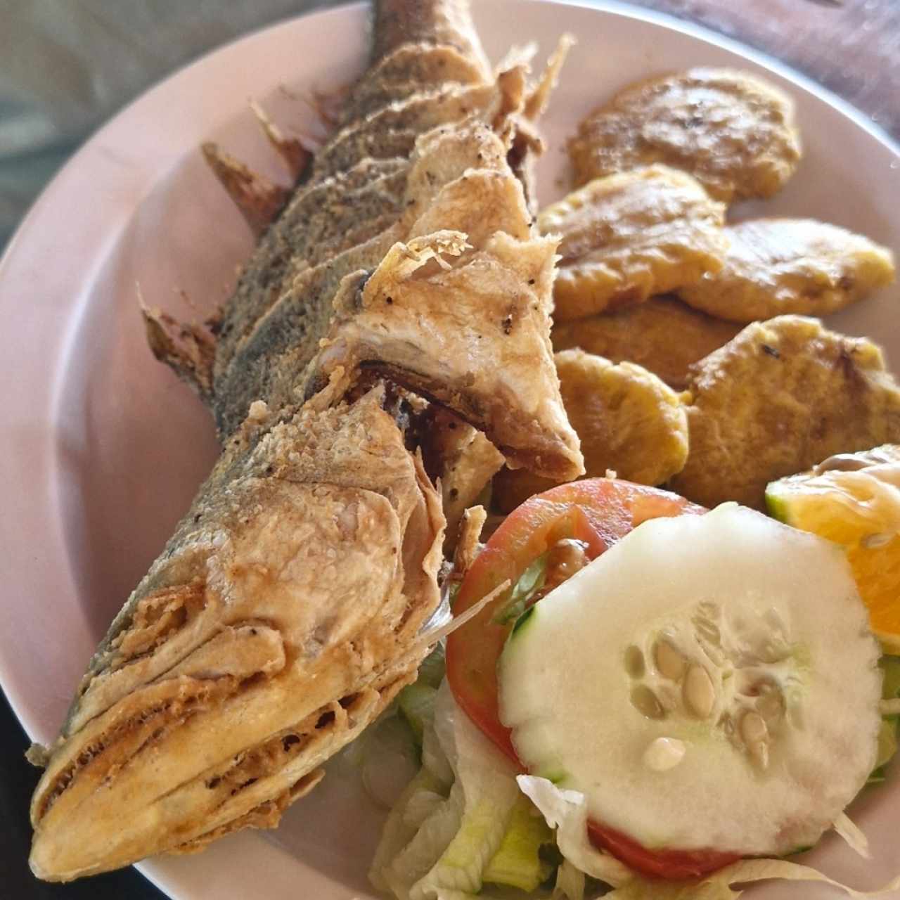 Platos Fuertes - Pescado Entero